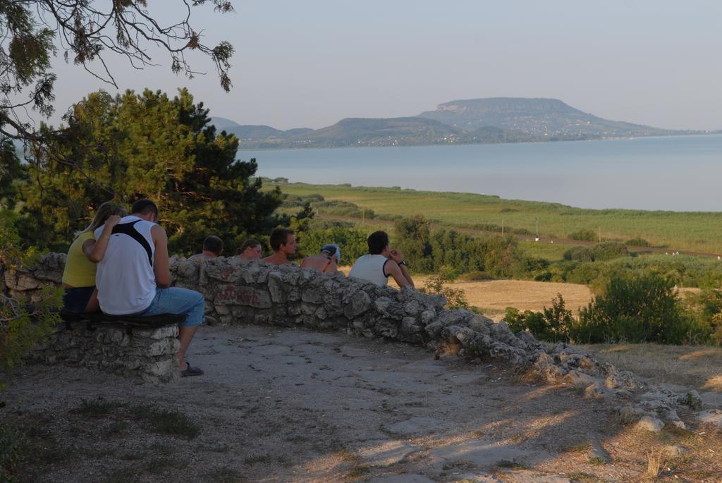 Hotel Panorama Balatongyörök エクステリア 写真