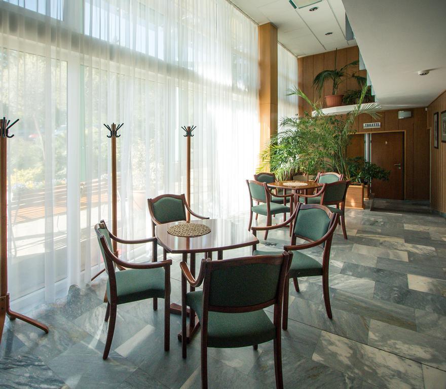 Hotel Panorama Balatongyörök エクステリア 写真