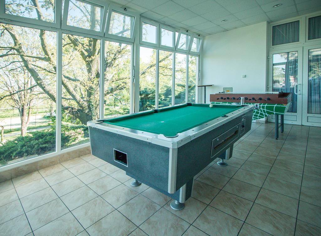 Hotel Panorama Balatongyörök エクステリア 写真